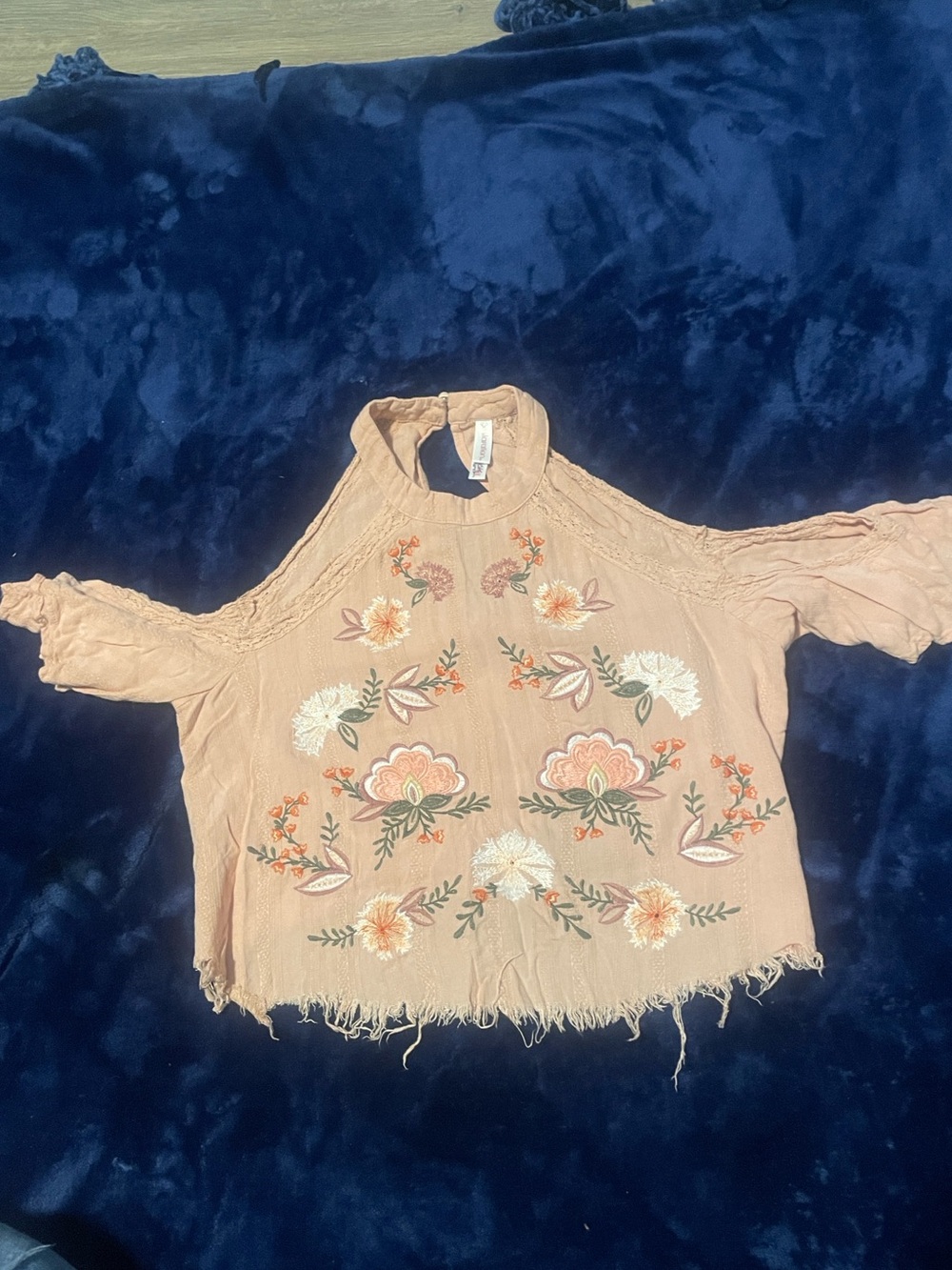 Embroidered Peach Cold-Shoulder Crop Top with Frayed Hem